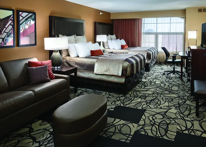 Hotel Clubhouse &