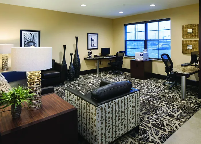 Hotel Clubhouse & Fargo