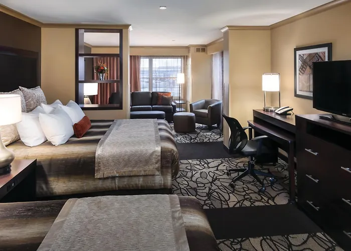 Hotel Clubhouse &
